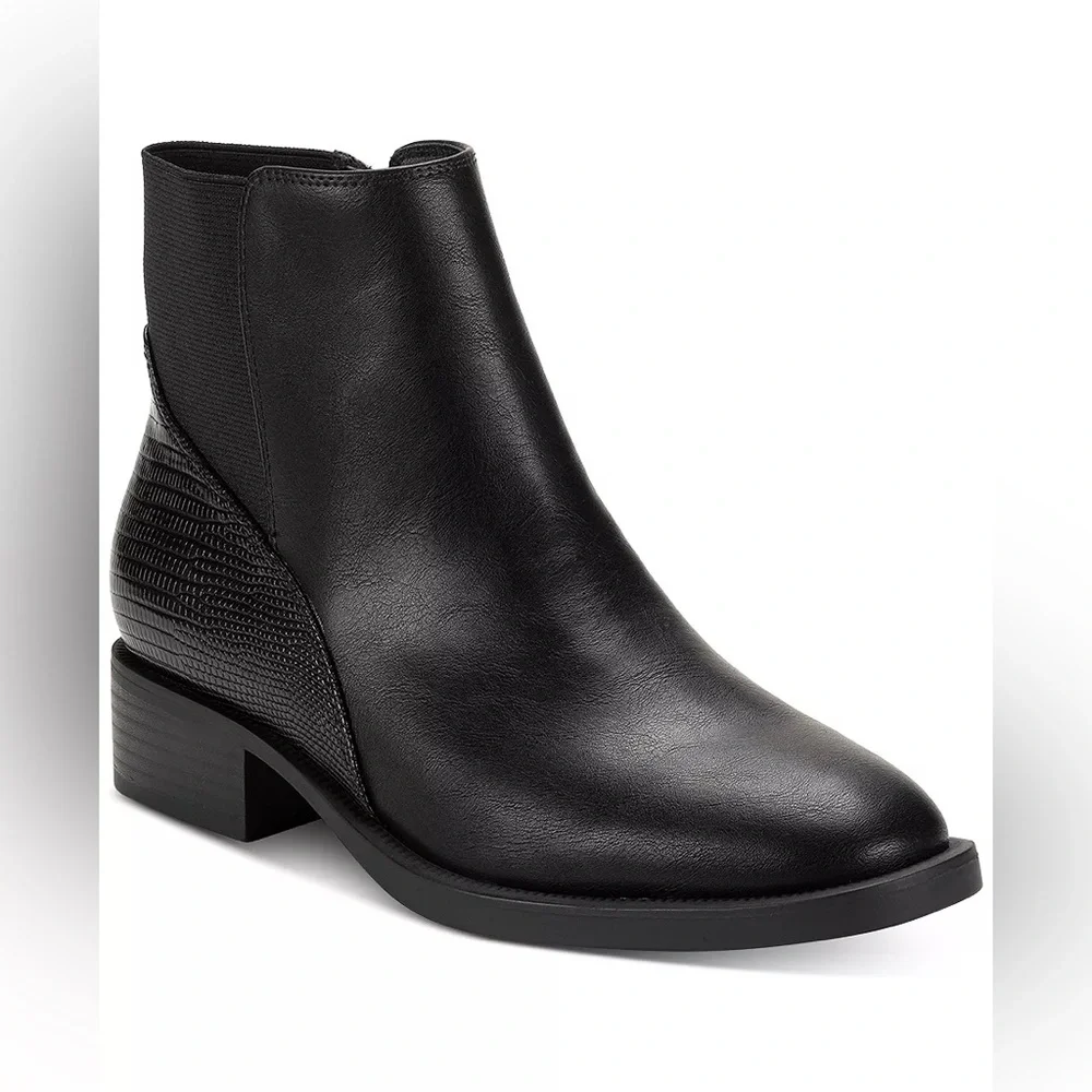 Style & Co
Women's Edwinaa Gore Booties BRAND NEW IN BOX‼️ Size 8M Color Black - Picture 1 of 16